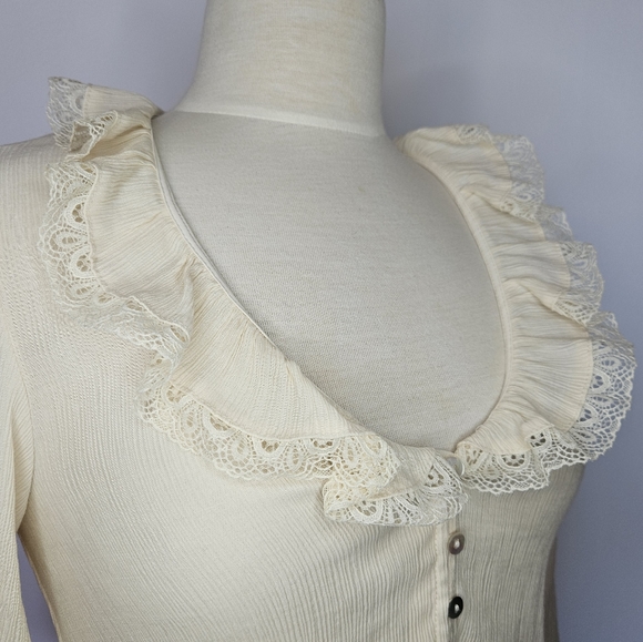 Zara blouse - Picture 5 of 9